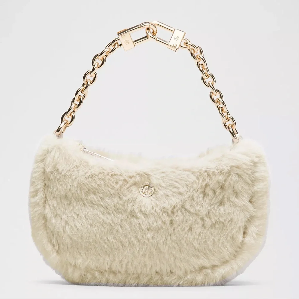 Lululemon City Essentials Nano Shoulder Mini Bag Plush Fleece - Super Cute!